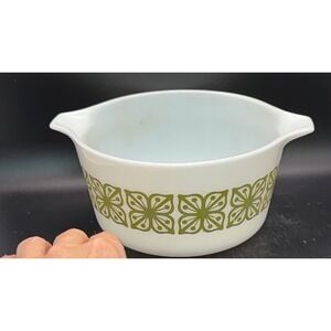 Vintage Pyrex "Spring Blossom Green" Casserole Dish – 1970s